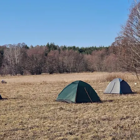 Pole Namiotowe Chesterfield Komorow (Warsaw West)